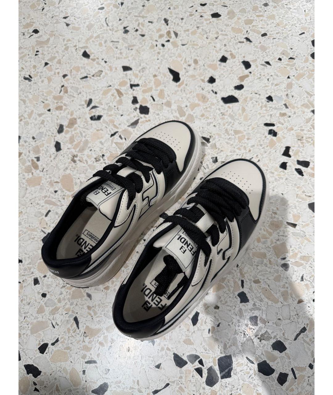 FENDI Белые кожаные кроссовки, фото 2