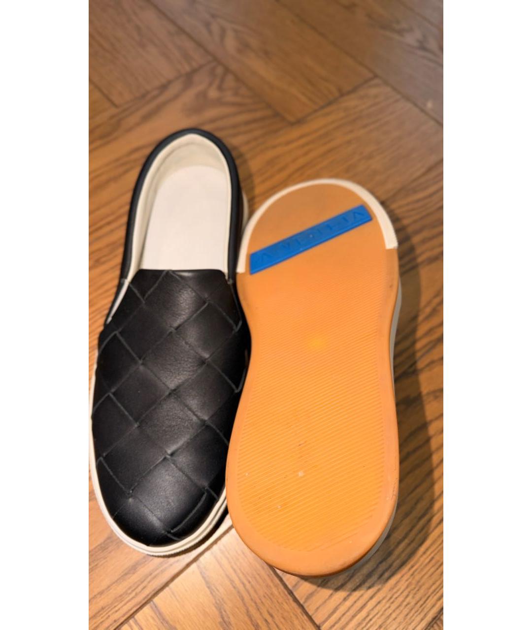 BOTTEGA VENETA Черные кожаные мокасины, фото 5