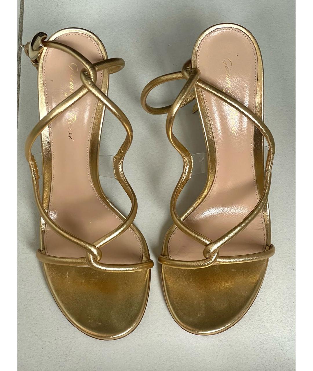 GIANVITO ROSSI Золотые кожаные босоножки, фото 2