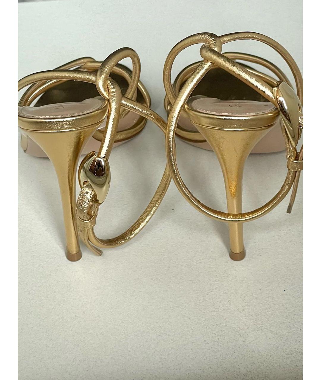 GIANVITO ROSSI Золотые кожаные босоножки, фото 8