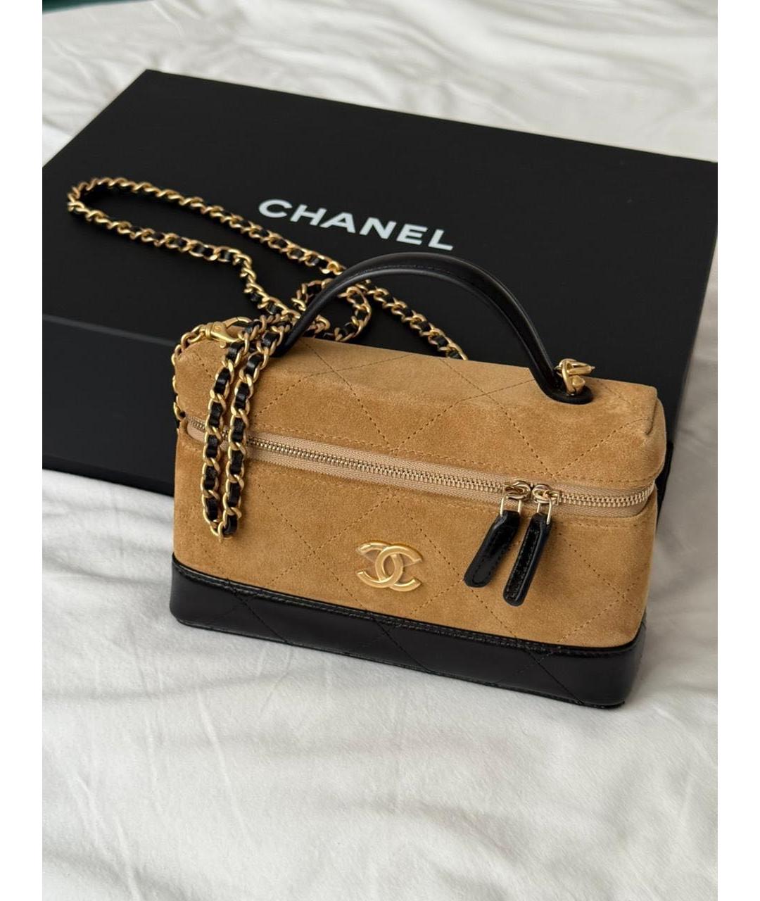 CHANEL Коричневая замшевая сумка через плечо, фото 2