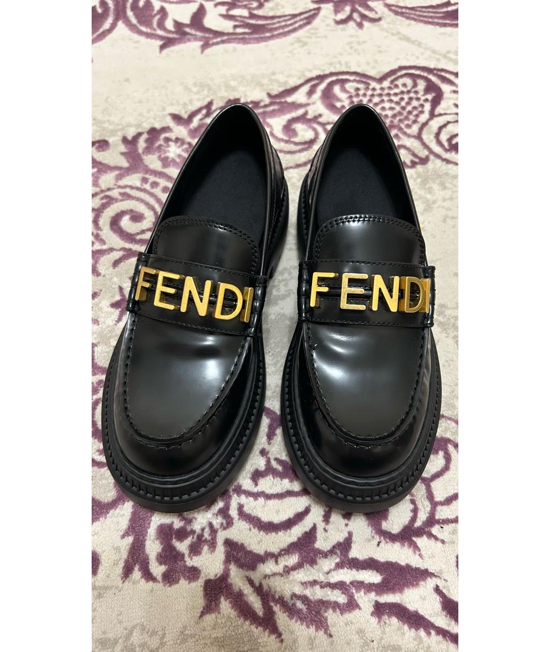 FENDI Черные кожаные лоферы, фото 2