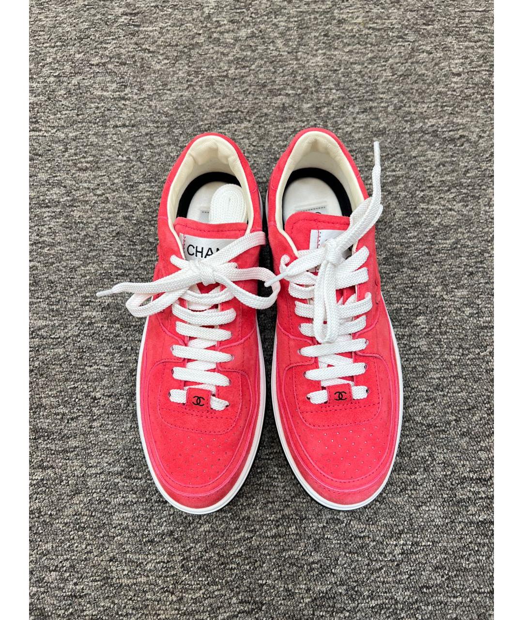 CHANEL Коралловые замшевые кеды, фото 2