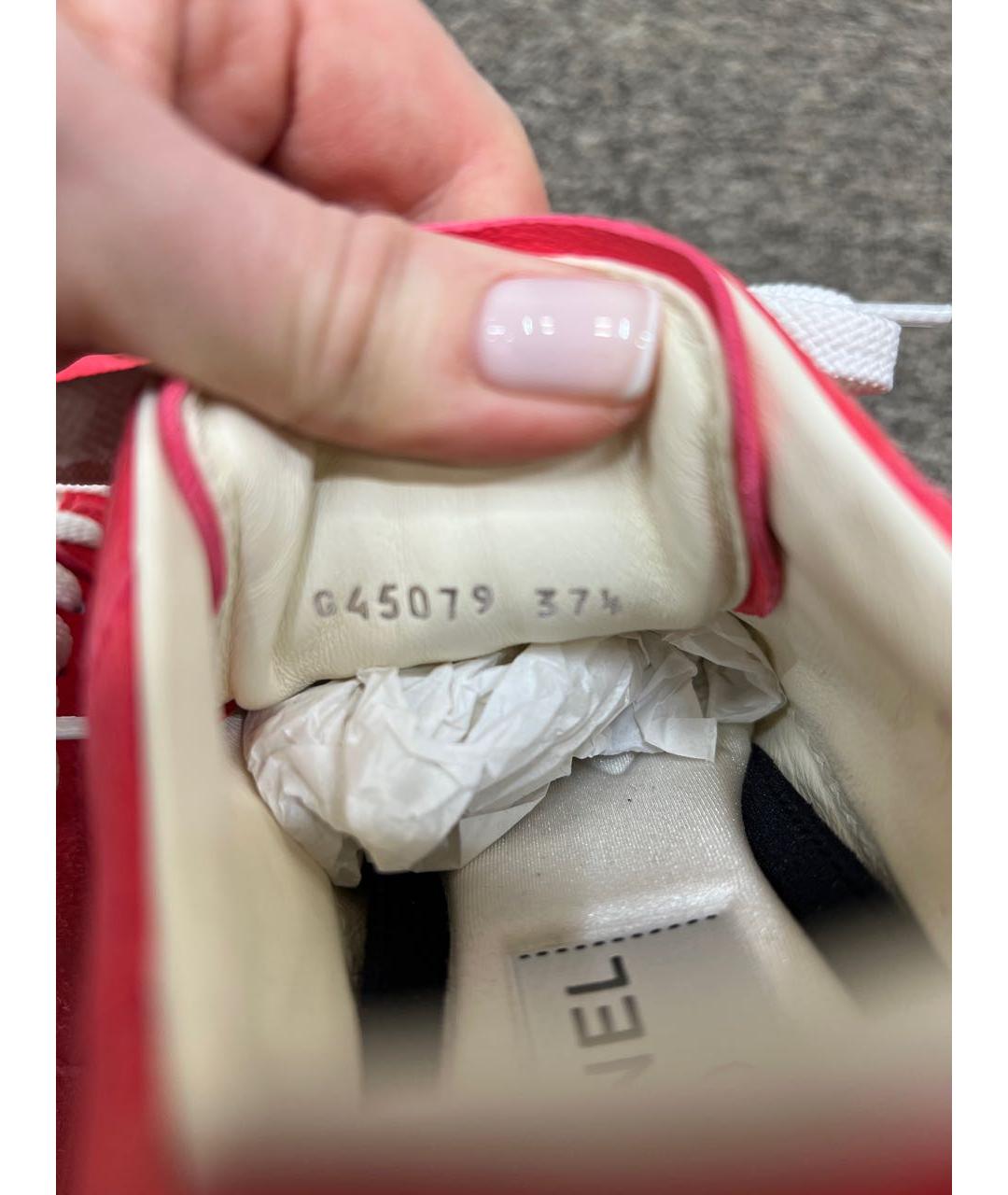 CHANEL Коралловые замшевые кеды, фото 6