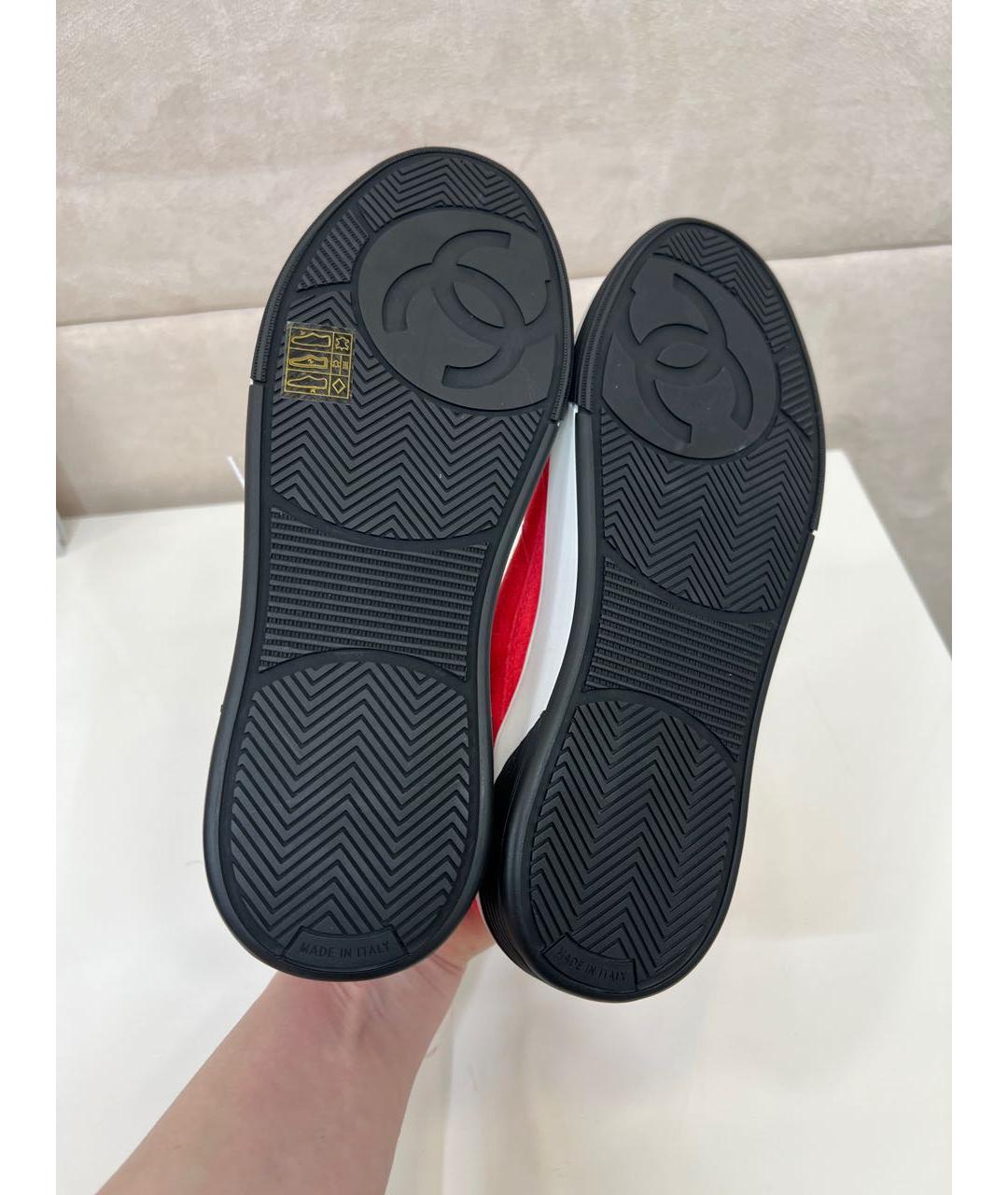 CHANEL Коралловые замшевые кеды, фото 5