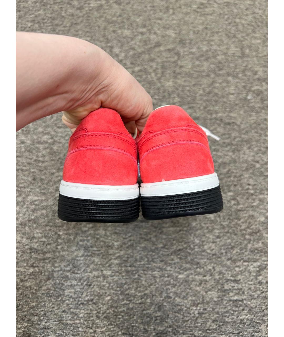 CHANEL Коралловые замшевые кеды, фото 4