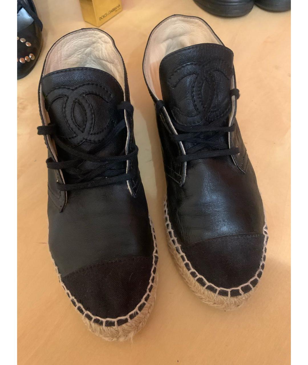 CHANEL Черные кожаные кеды, фото 6
