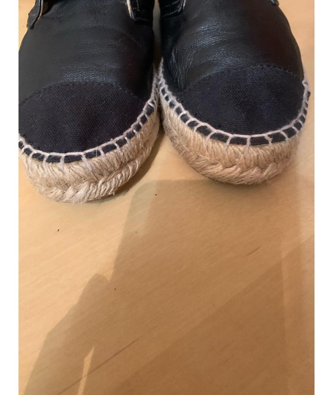 CHANEL Черные кожаные кеды, фото 3