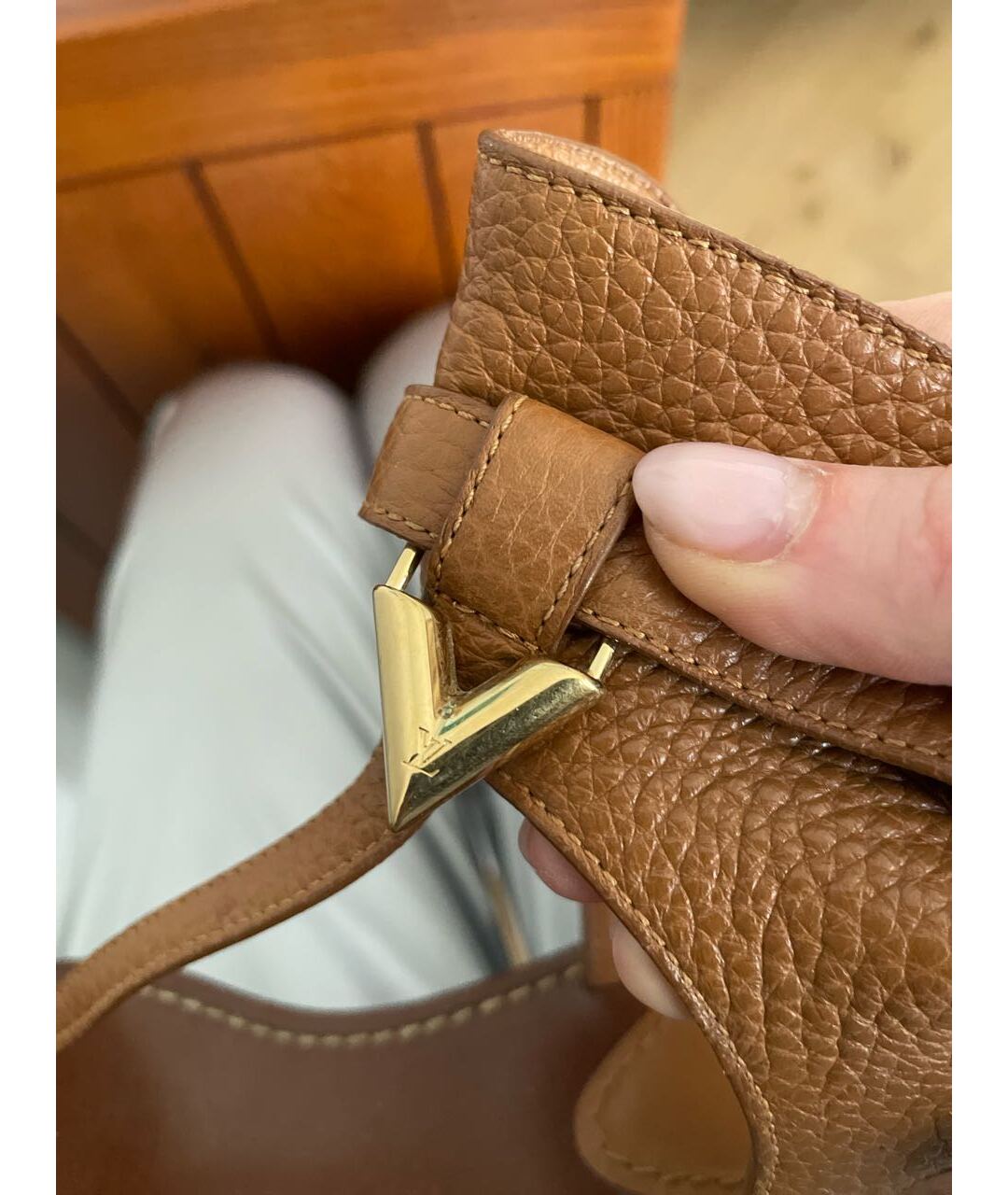 LOUIS VUITTON PRE-OWNED Коричневые кожаные сандалии, фото 3