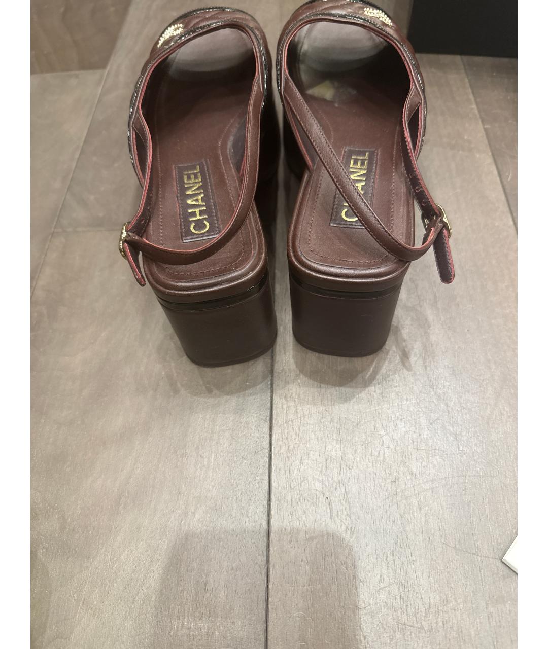 CHANEL Коричневые кожаные босоножки, фото 4