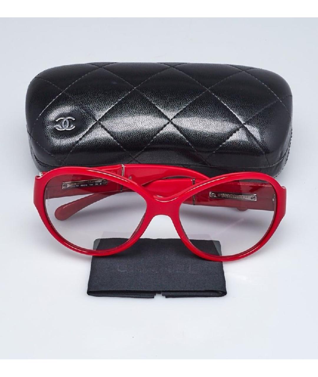 CHANEL Красные пластиковые солнцезащитные очки, фото 2