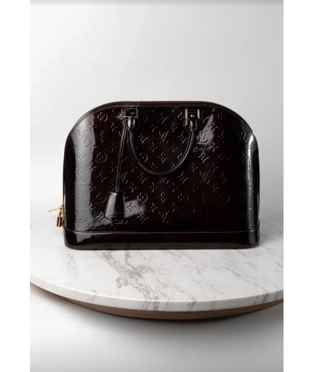 LOUIS VUITTON Черная сумка с короткими ручками из лакированной кожи, фото 3