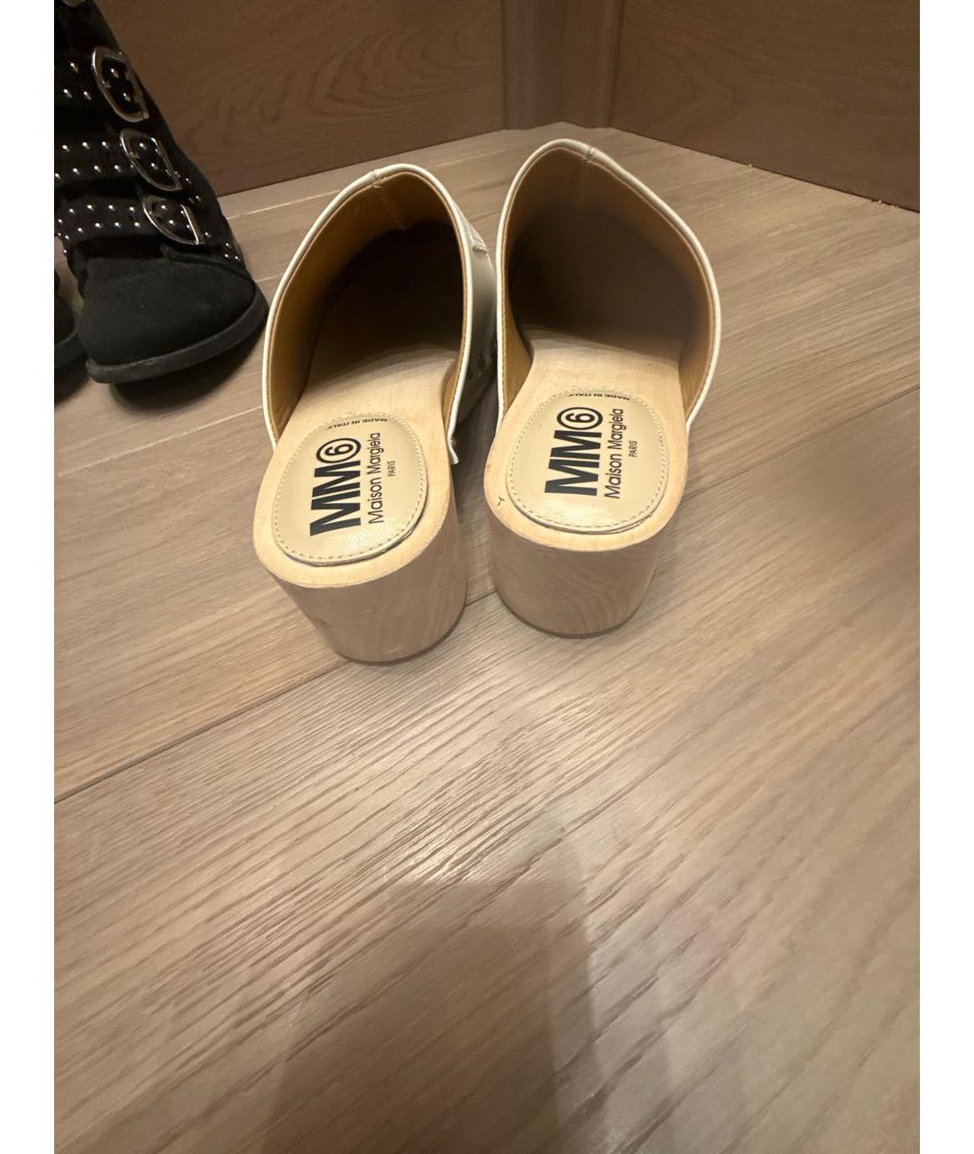 MM6 MAISON MARGIELA Белые кожаные сандалии и шлепанцы, фото 4