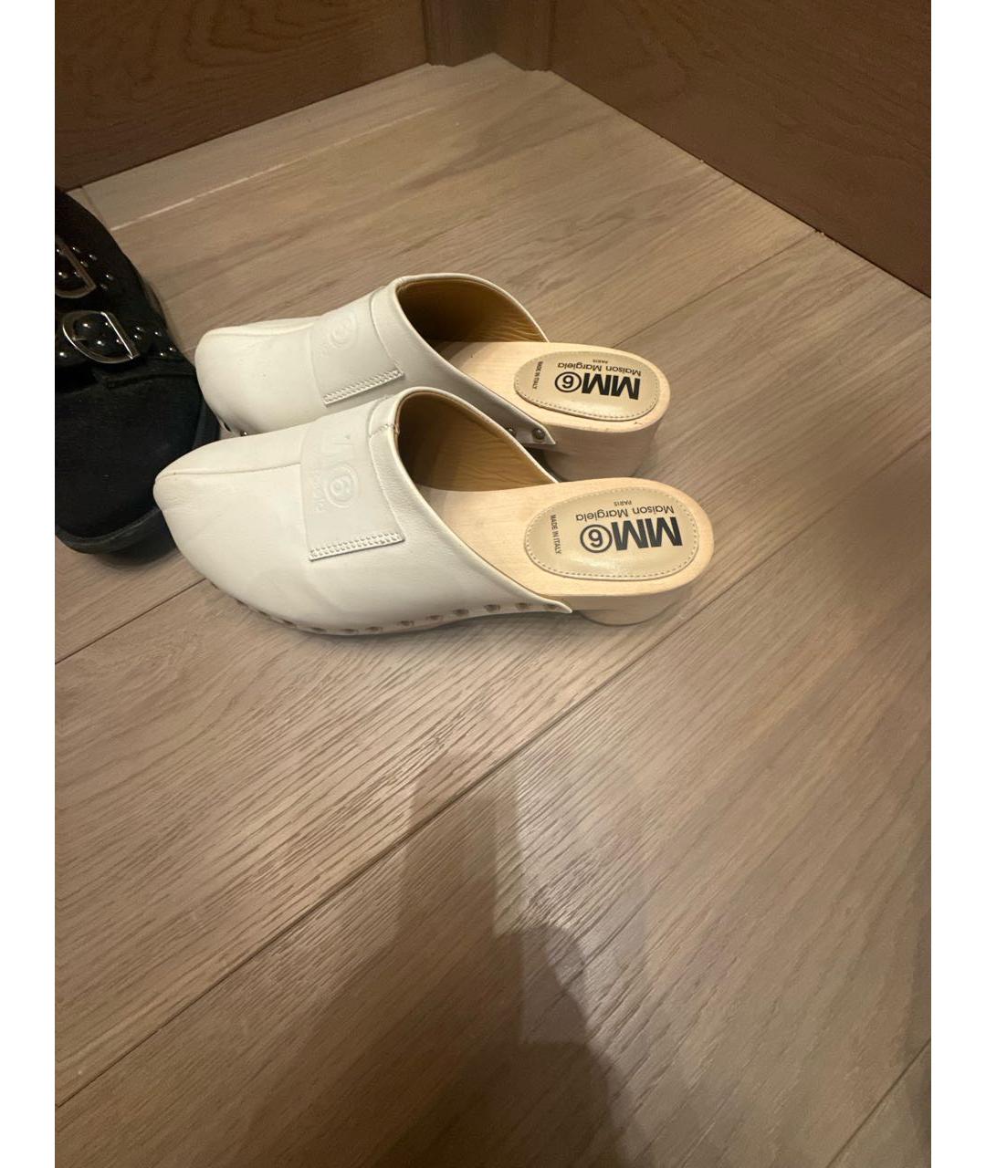 MM6 MAISON MARGIELA Белые кожаные сандалии и шлепанцы, фото 5