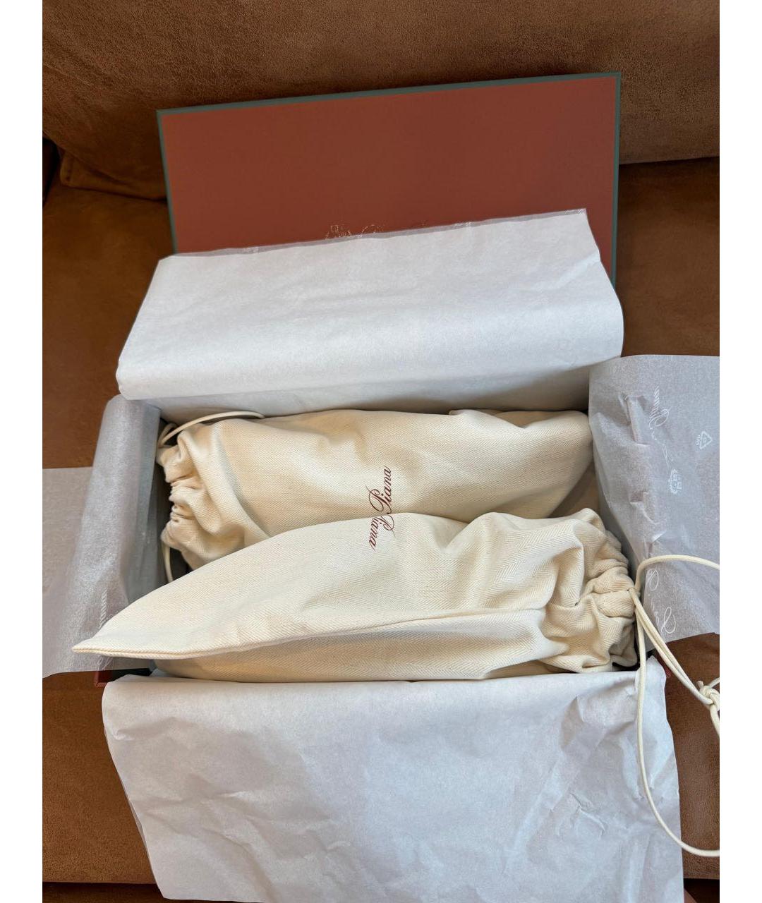 LORO PIANA Бежевые замшевые лоферы, фото 5