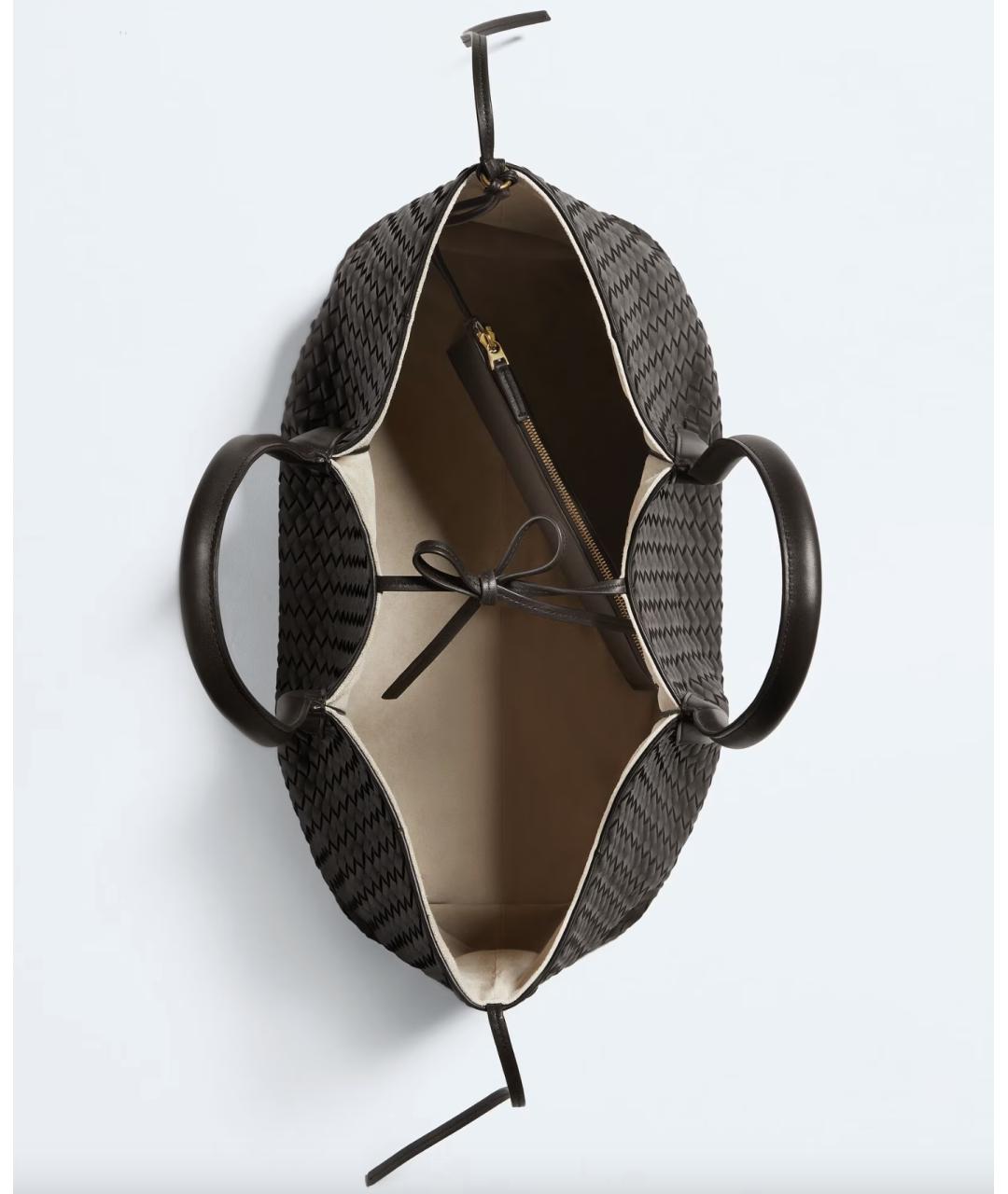 BOTTEGA VENETA Коричневая кожаная сумка тоут, фото 3