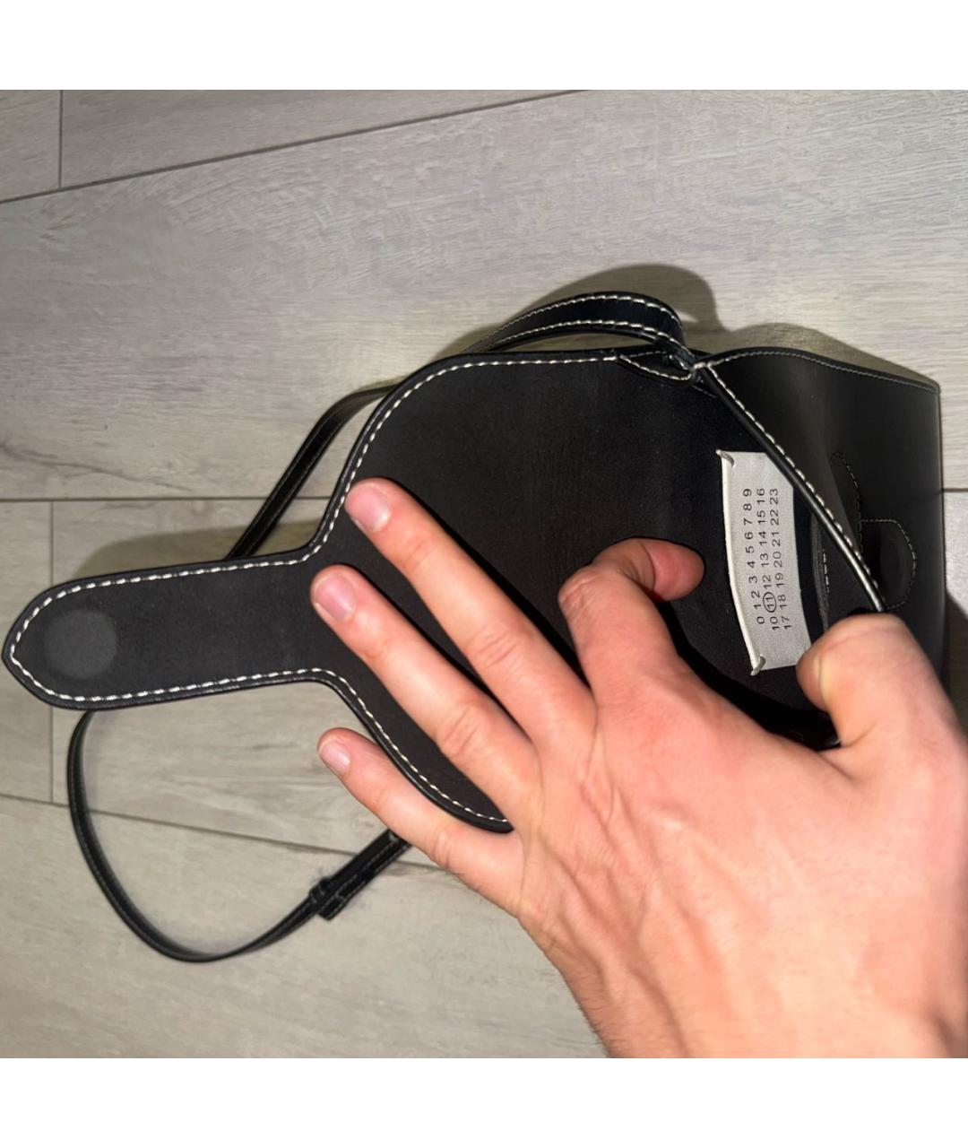 MAISON MARGIELA Черная кожаная сумка на плечо, фото 4