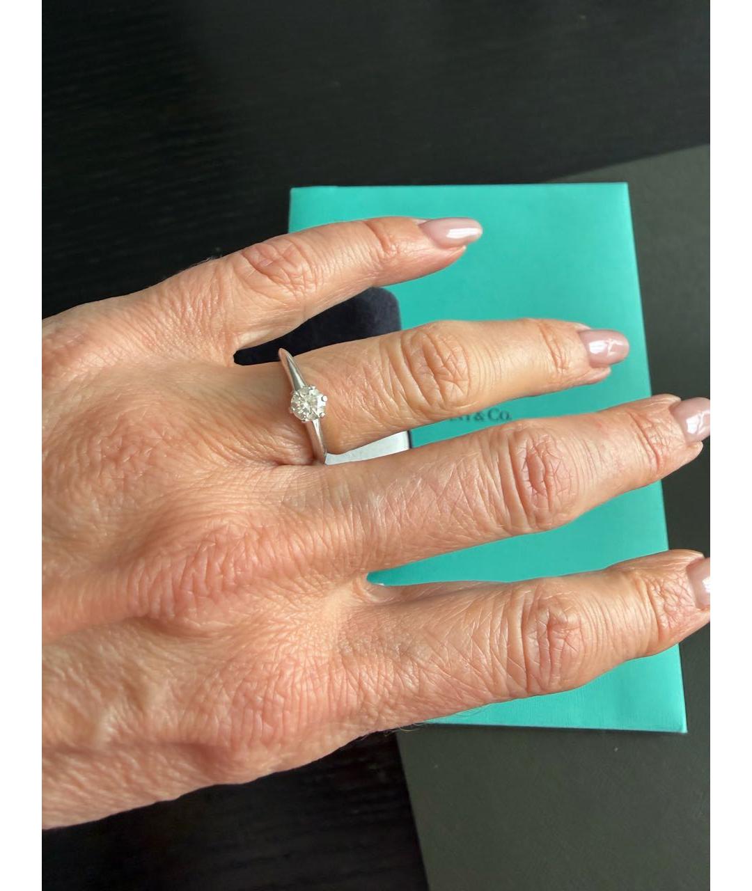 TIFFANY&CO Белое платиновое кольцо, фото 5