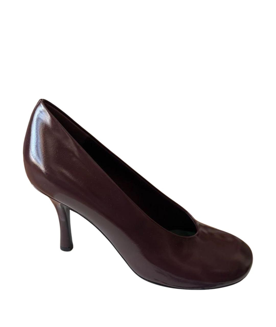 BURBERRY Бордовые туфли из лакированной кожи, фото 1