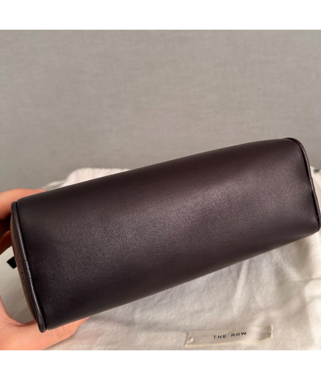THE ROW Коричневая кожаная сумка с короткими ручками, фото 4