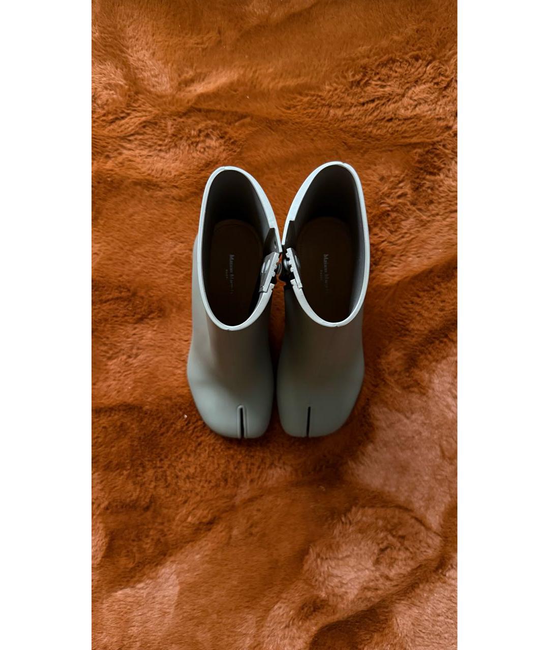 MAISON MARGIELA Антрацитовые резиновые ботильоны, фото 3