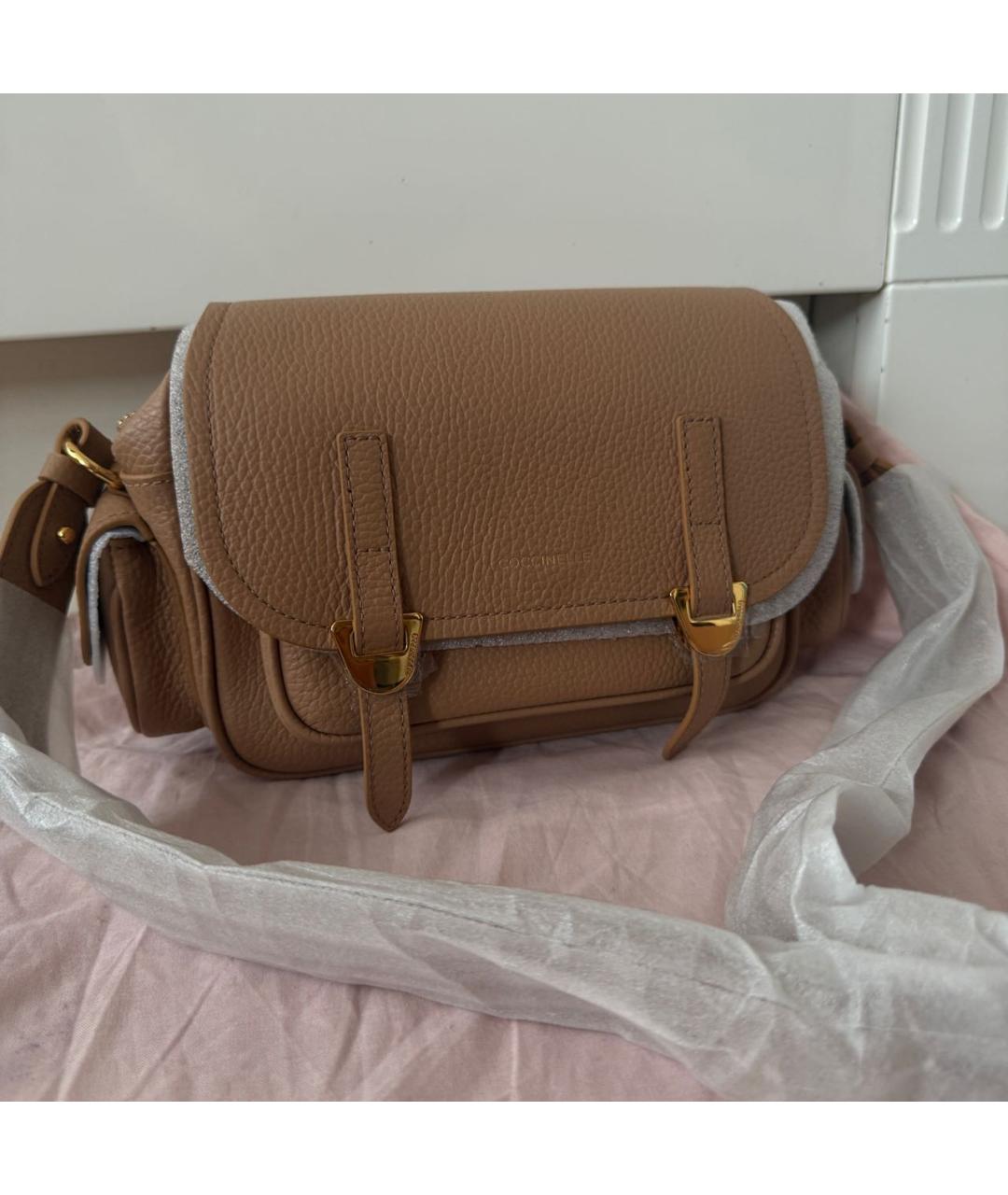 COCCINELLE Бежевая кожаная сумка через плечо, фото 2