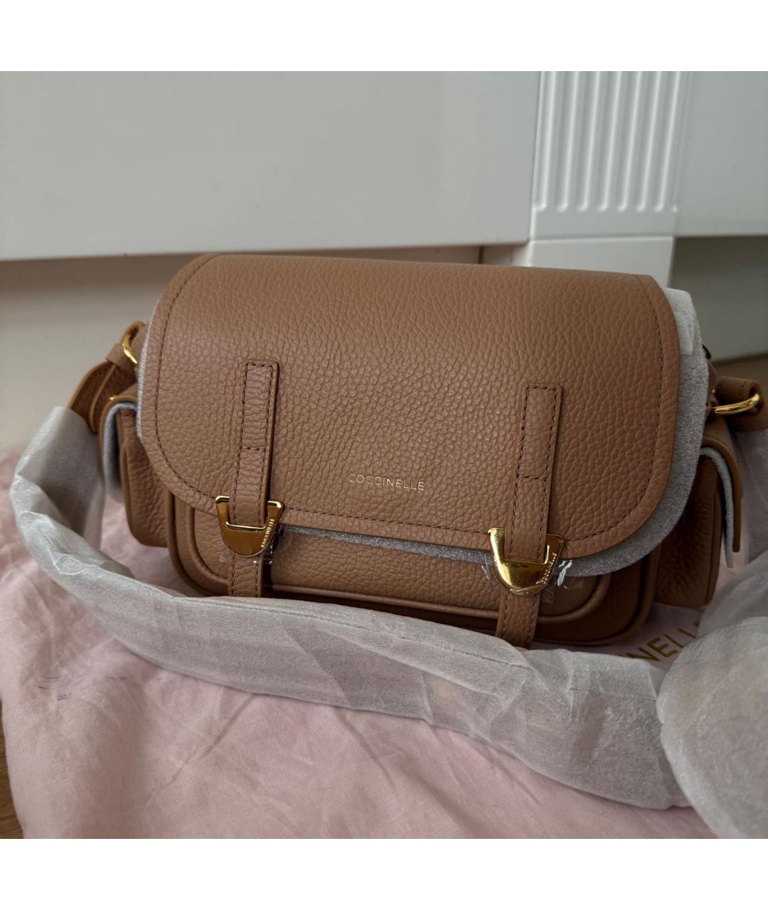 COCCINELLE Бежевая кожаная сумка через плечо, фото 6