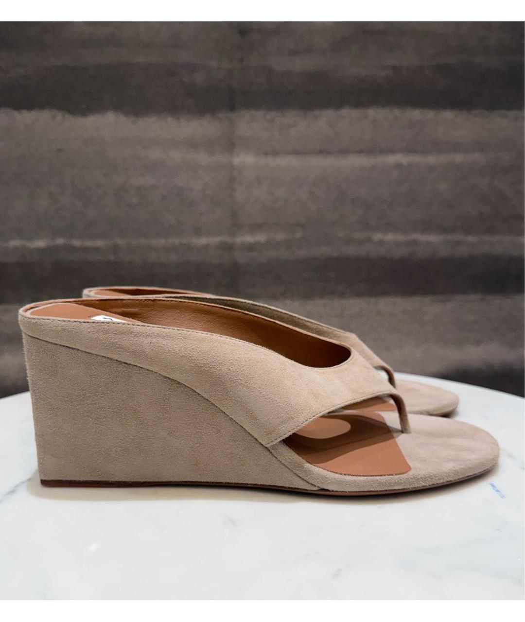 ALAIA Бежевые замшевые мюли, фото 7