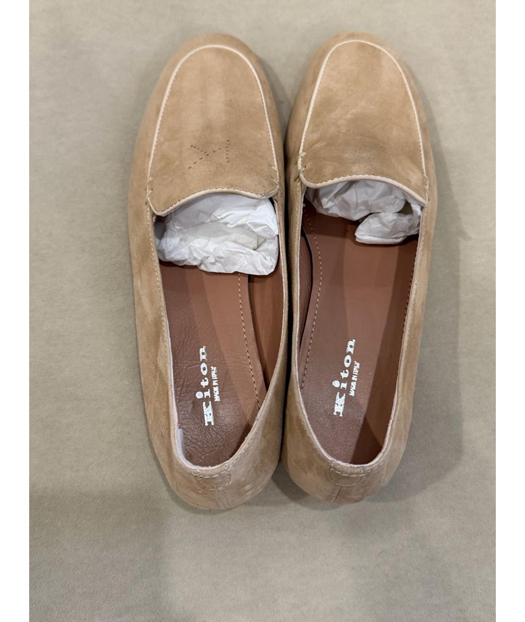KITON Бежевые замшевые лоферы, фото 3