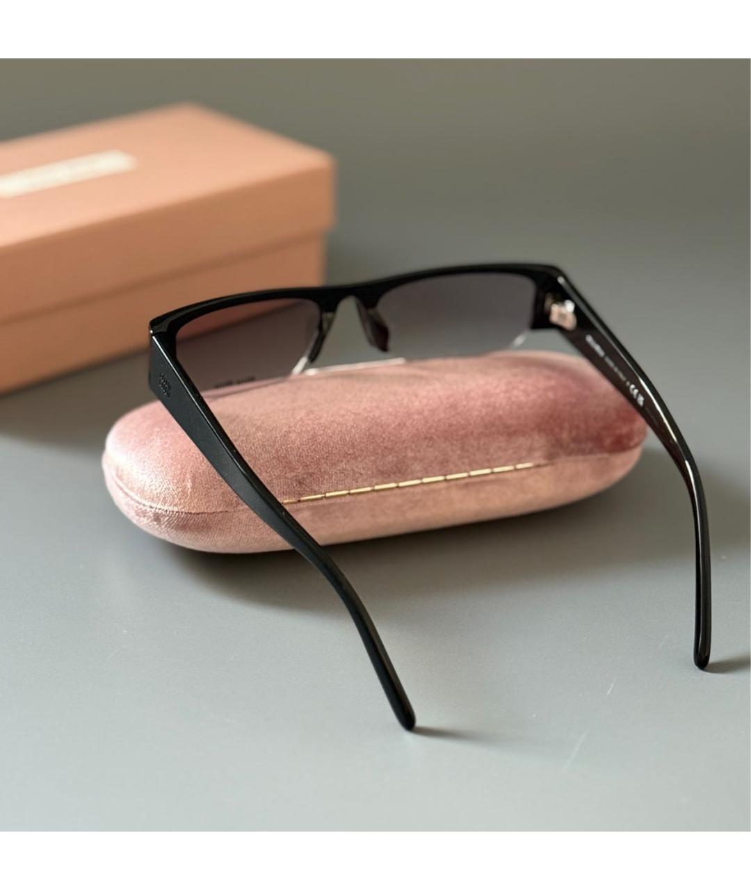 MIU MIU Черные пластиковые солнцезащитные очки, фото 3