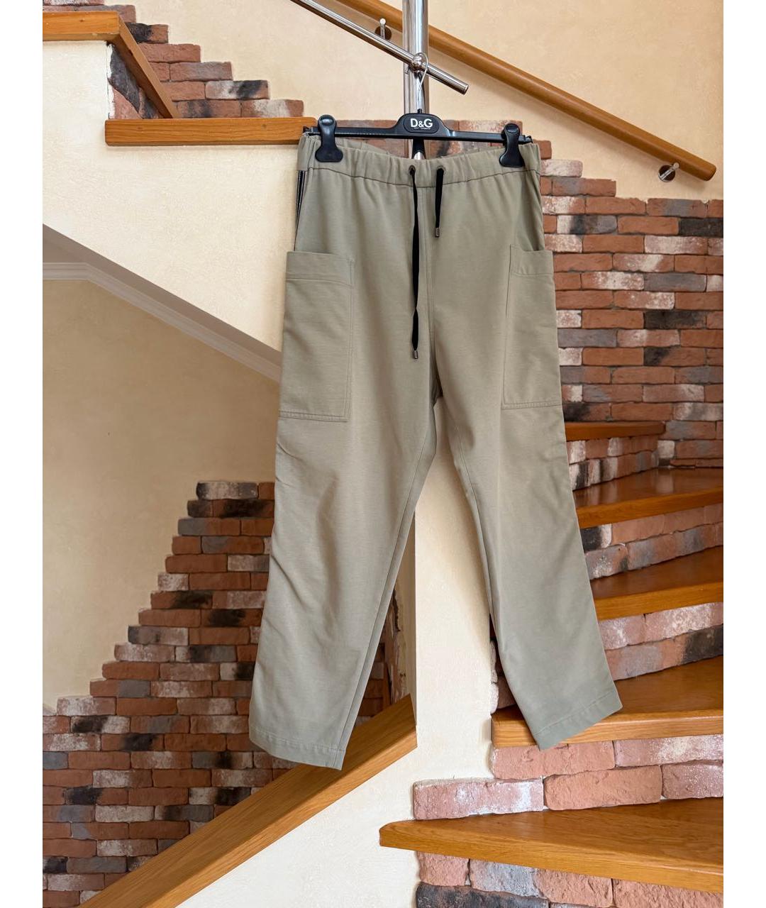 BRUNELLO CUCINELLI Хаки хлопко-эластановые спортивные брюки и шорты, фото 9