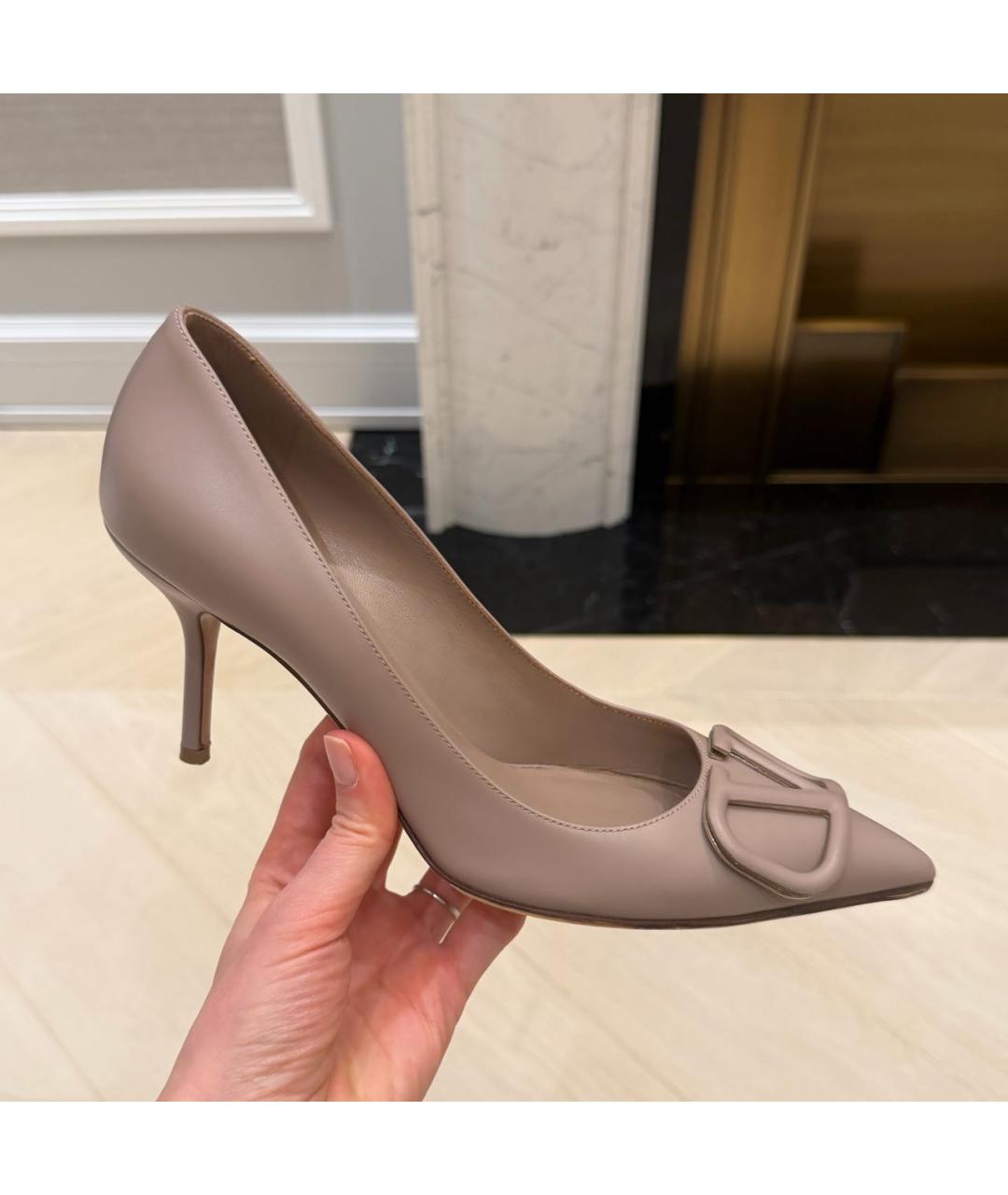 VALENTINO Бежевые кожаные туфли, фото 6