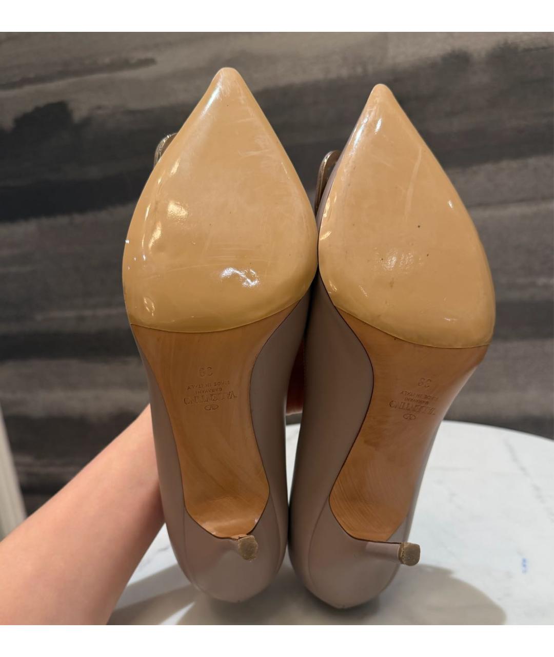 VALENTINO Бежевые кожаные туфли, фото 5