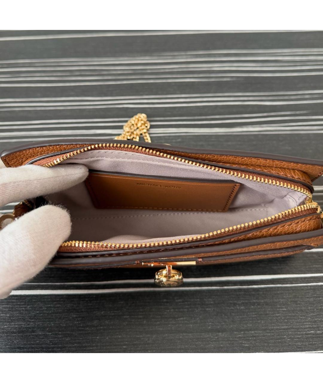 MICHAEL KORS Коричневая кожаная сумка через плечо, фото 5