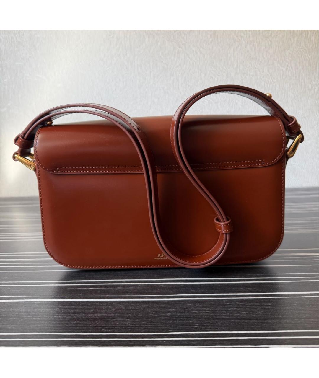 A.P.C. Коричневая кожаная сумка через плечо, фото 3