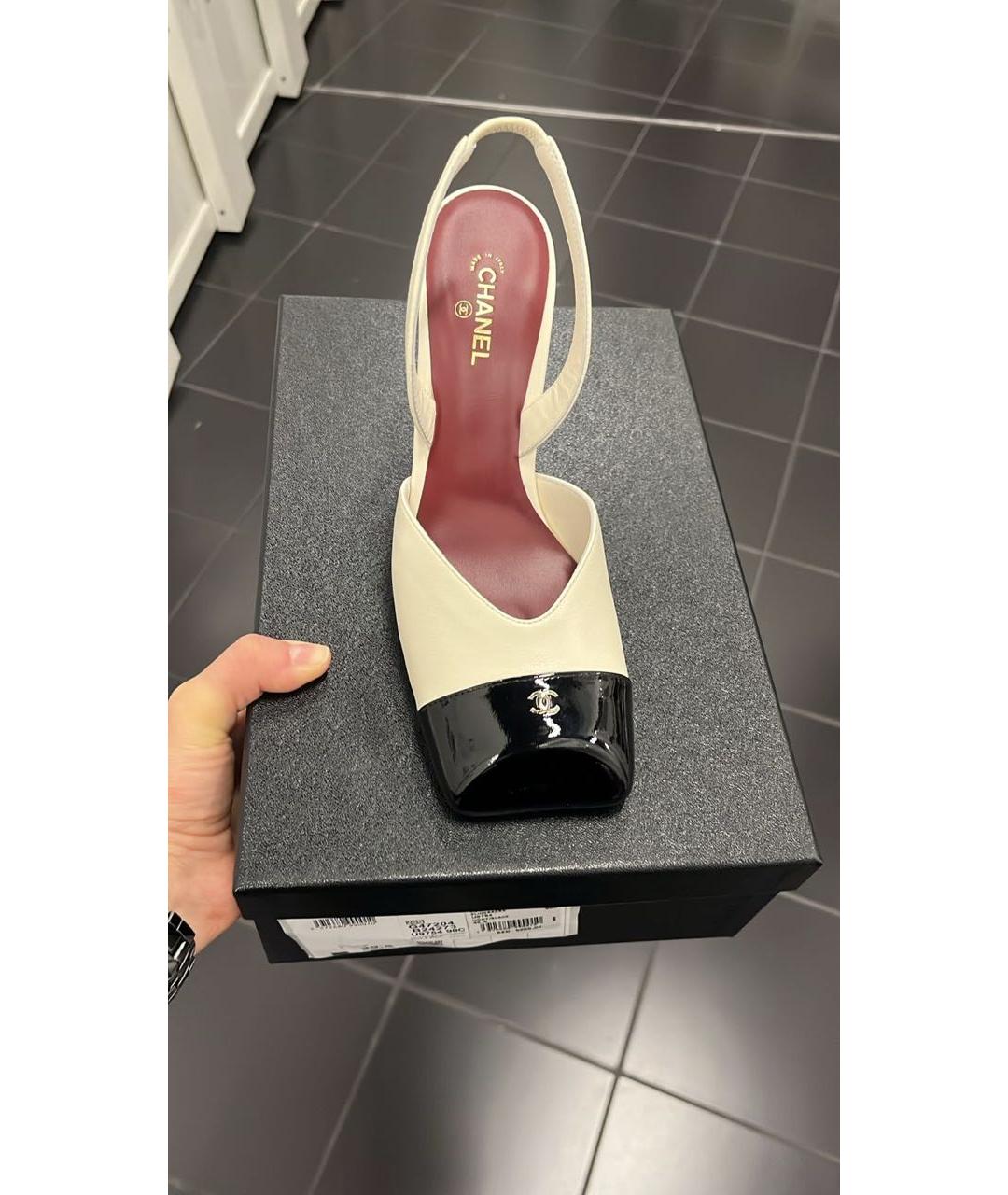 CHANEL Белые кожаные туфли, фото 2