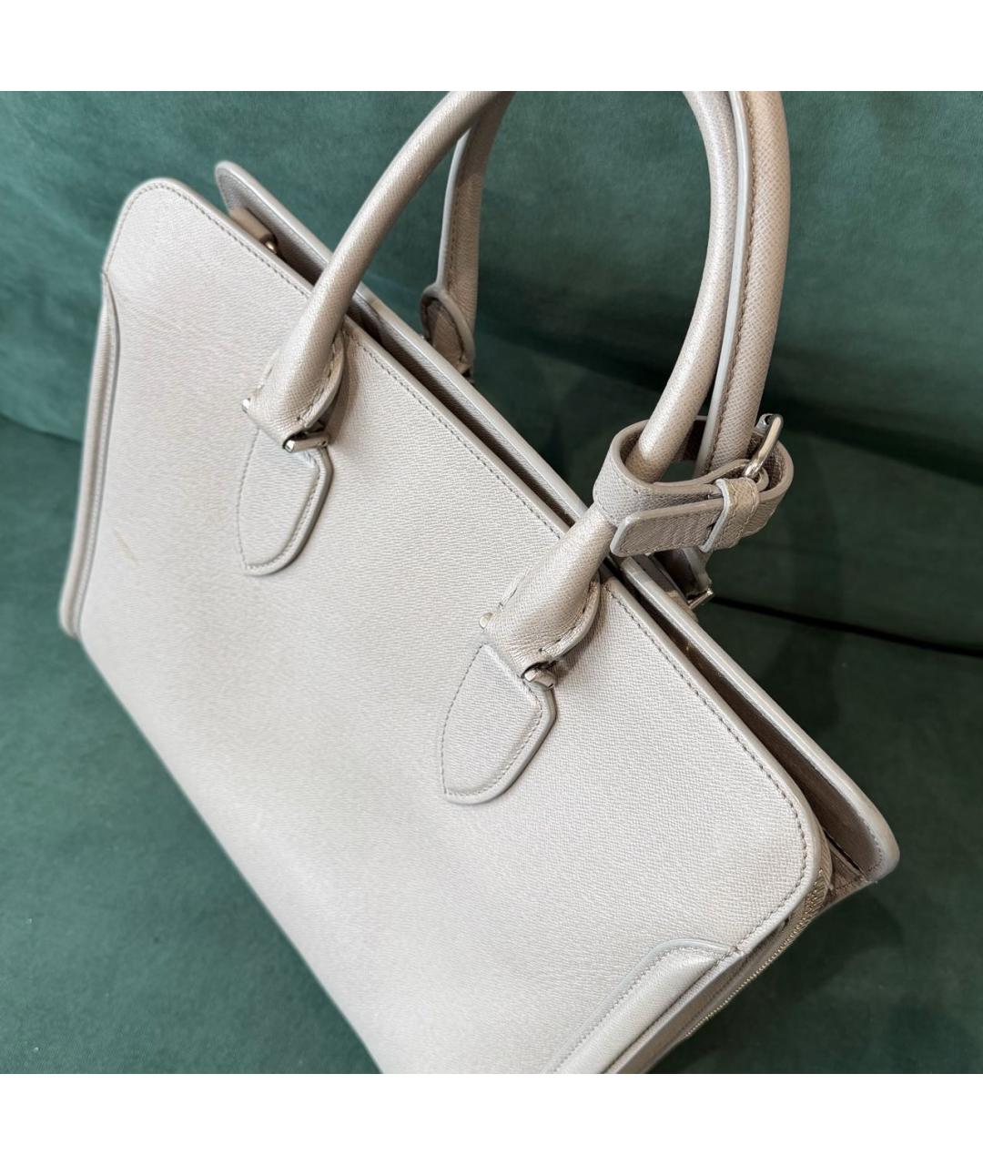 ALEXANDER MCQUEEN Серая кожаная сумка с короткими ручками, фото 3