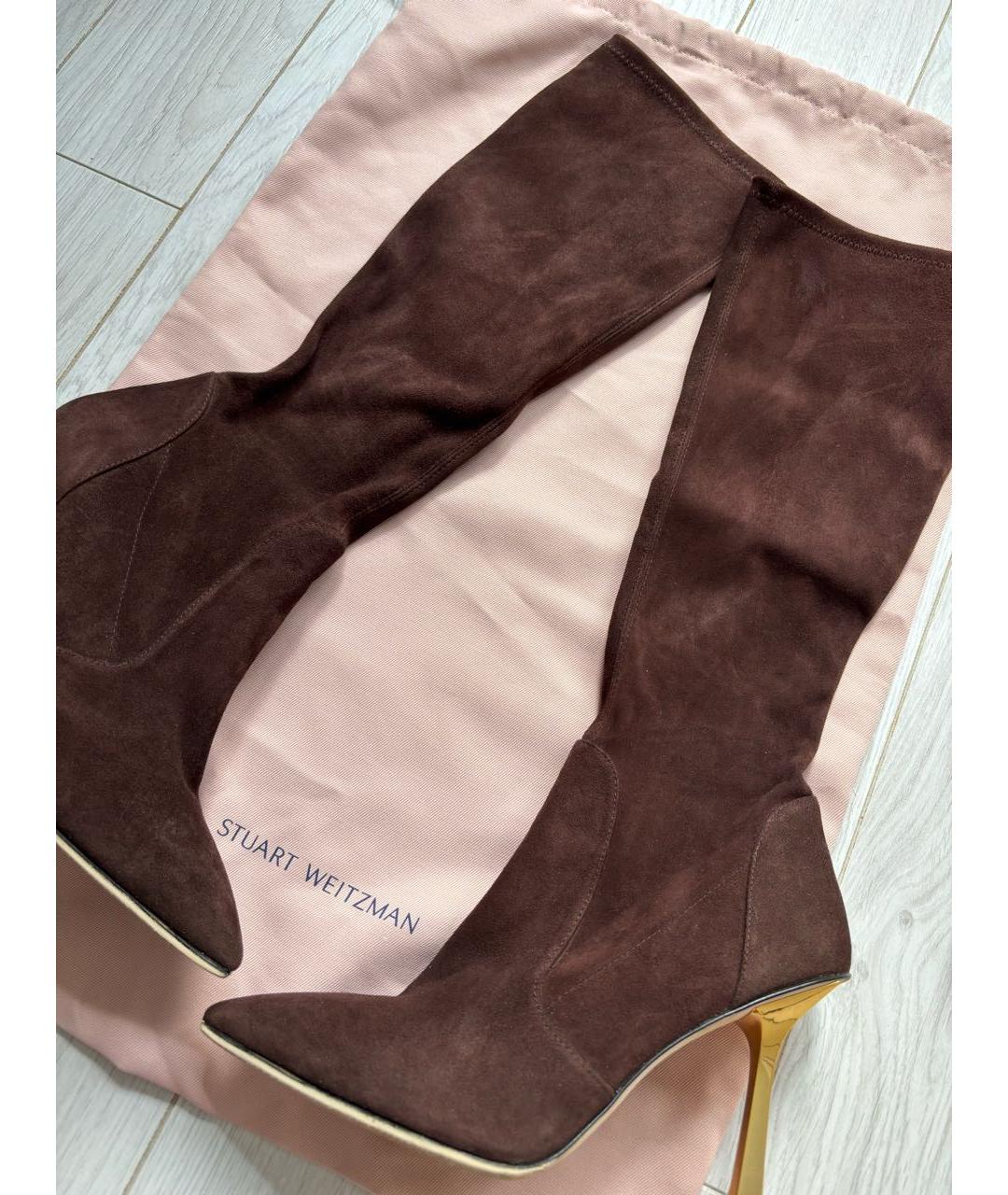 STUART WEITZMAN Коричневые замшевые ботфорты, фото 3