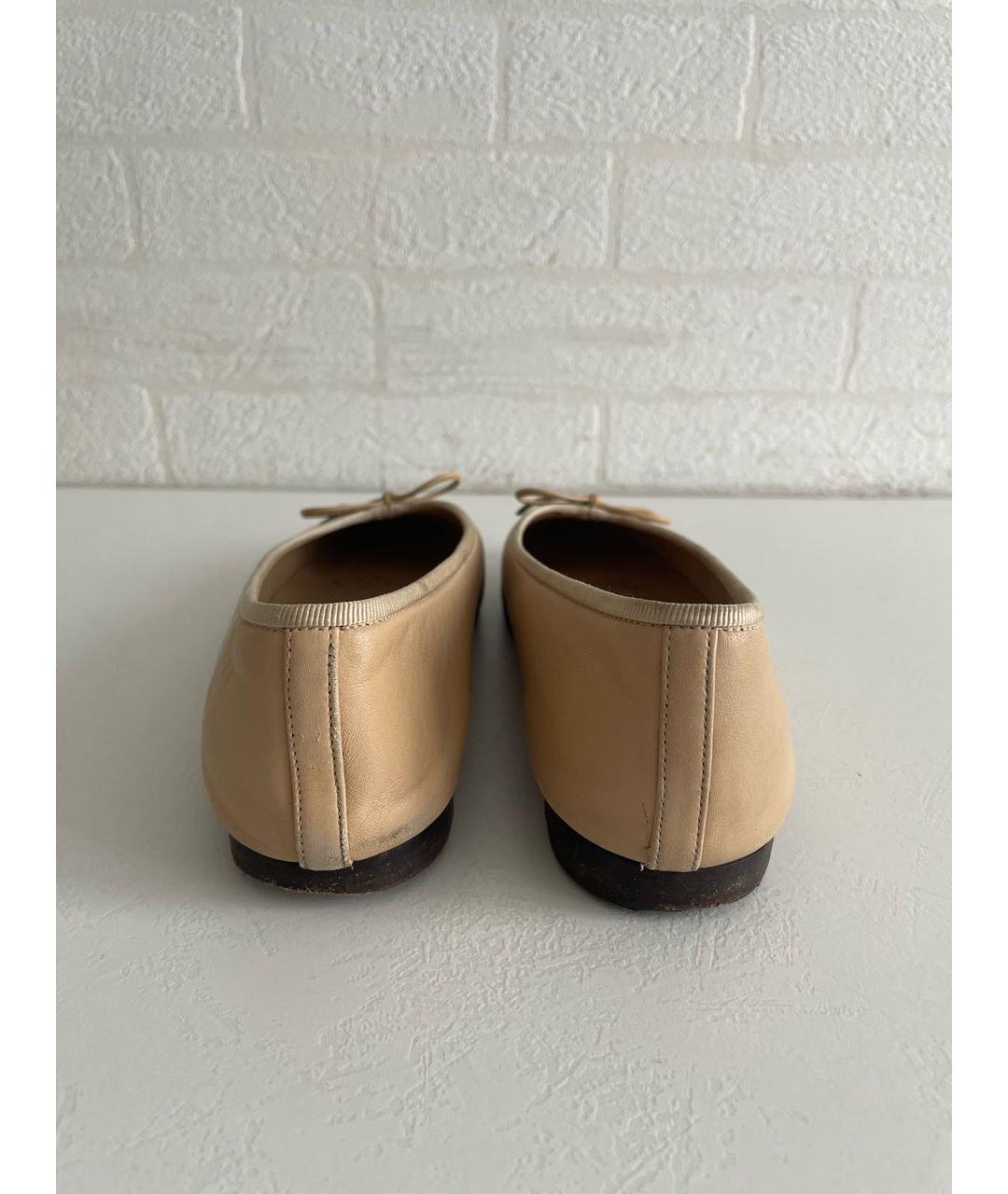 CHANEL Бежевые кожаные балетки, фото 4