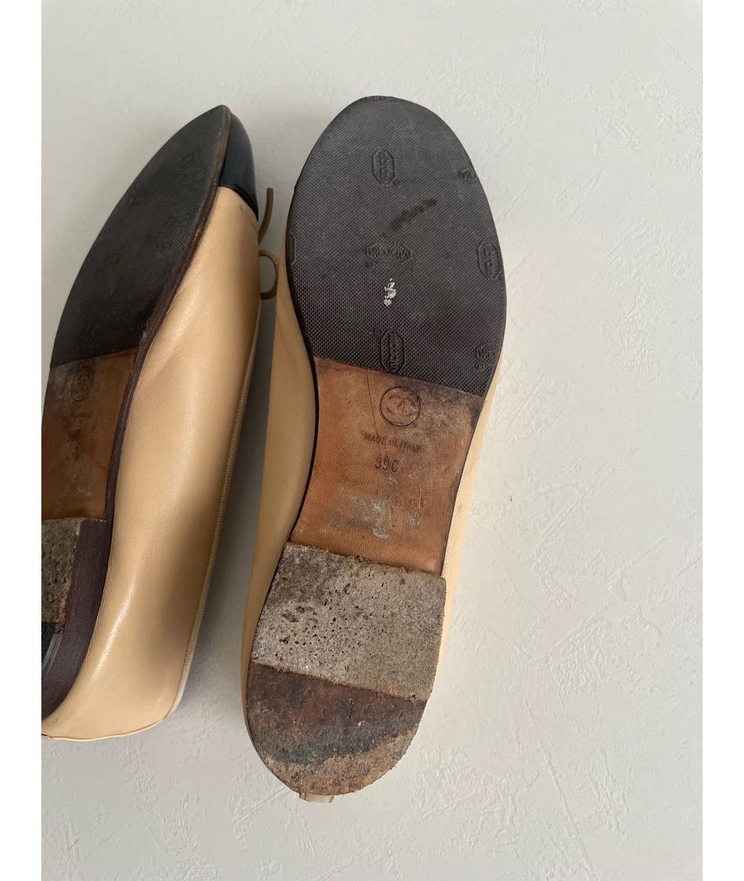 CHANEL Бежевые кожаные балетки, фото 5