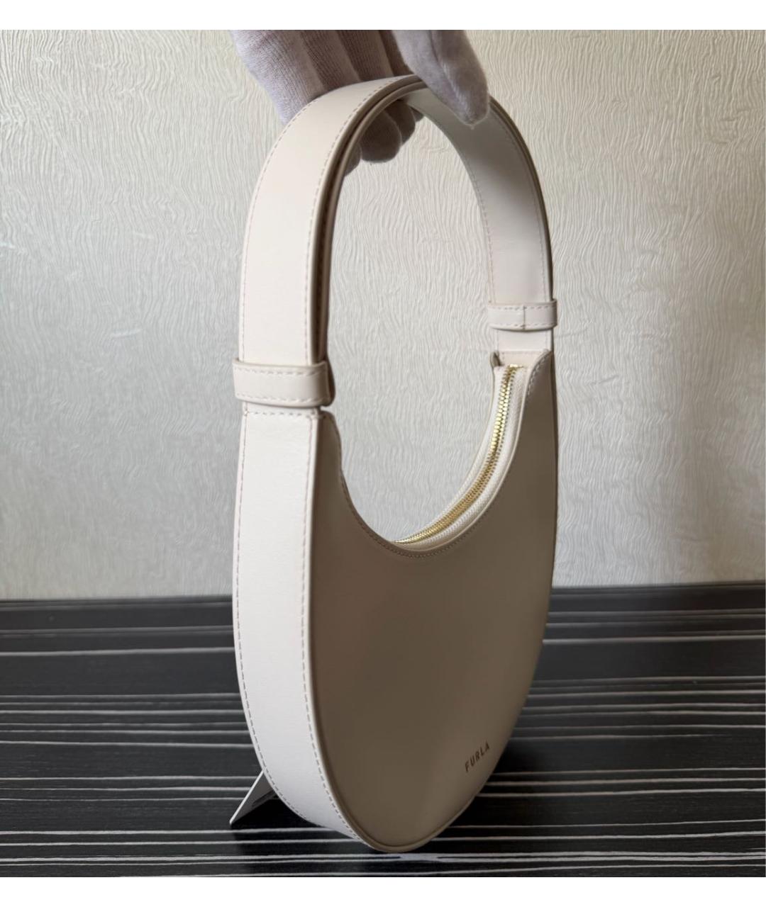 FURLA Бежевая кожаная сумка с короткими ручками, фото 2