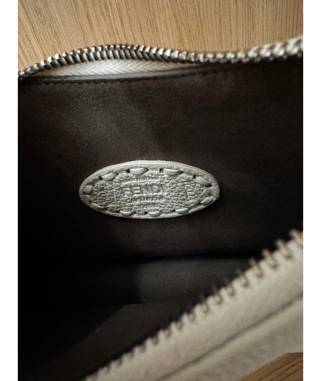 FENDI Бежевая кожаная сумка с короткими ручками, фото 4