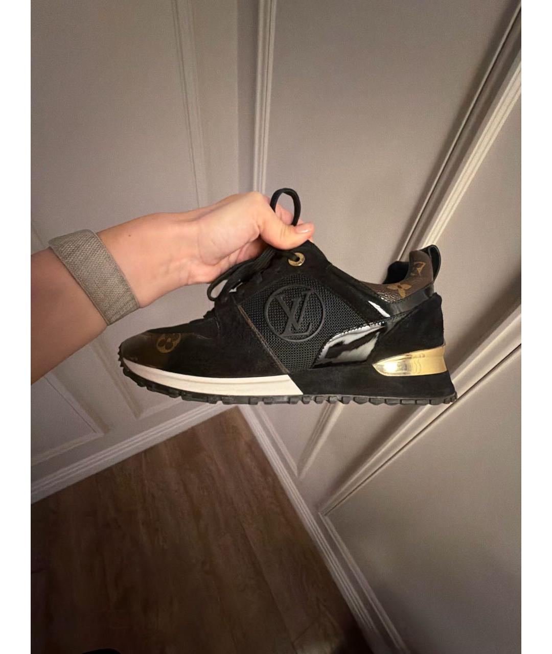 LOUIS VUITTON Черные замшевые кроссовки, фото 5