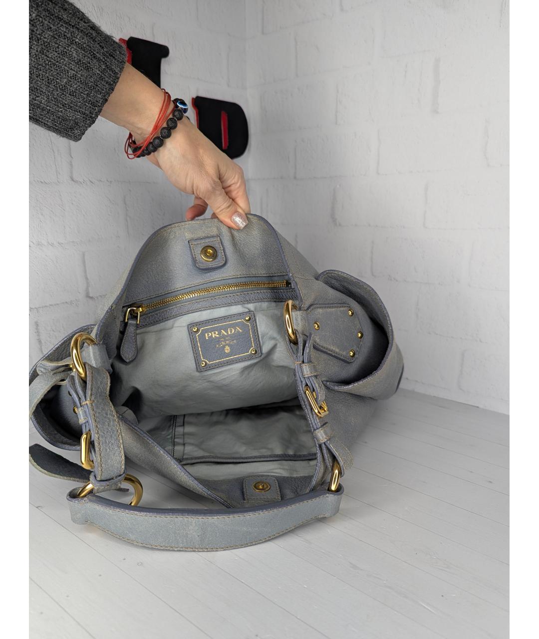 PRADA Голубая кожаная сумка с короткими ручками, фото 8