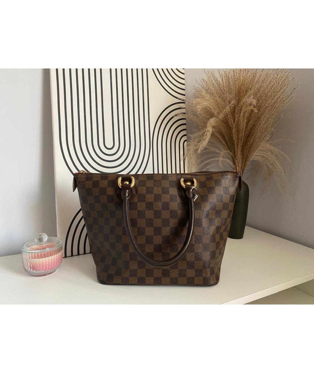 LOUIS VUITTON Коричневая сумка с короткими ручками, фото 8