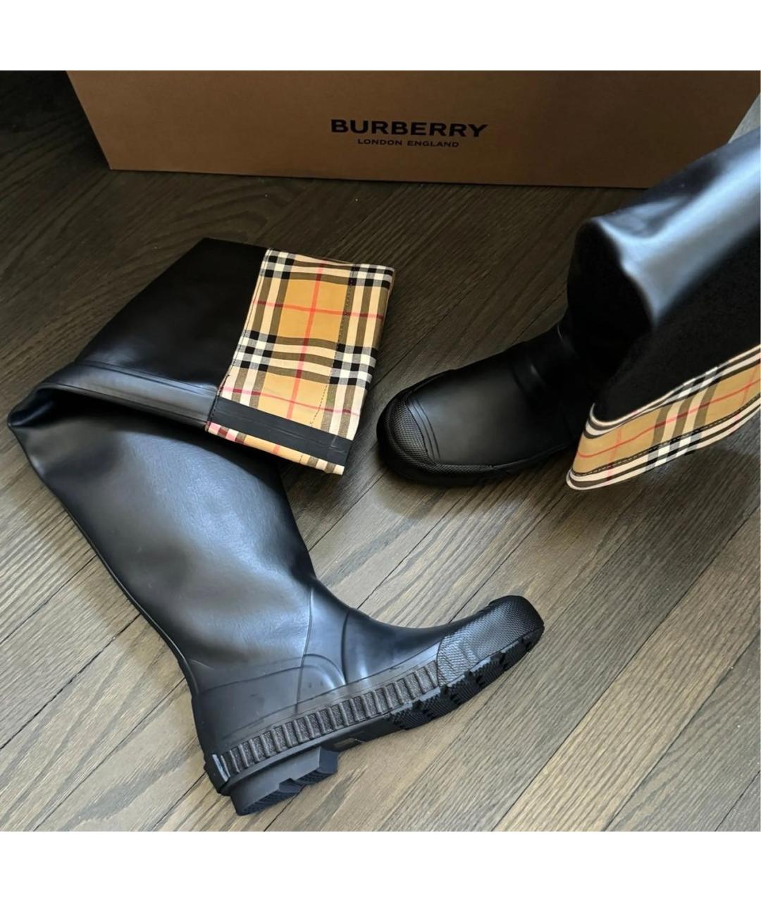 BURBERRY Черные резиновые ботфорты, фото 6