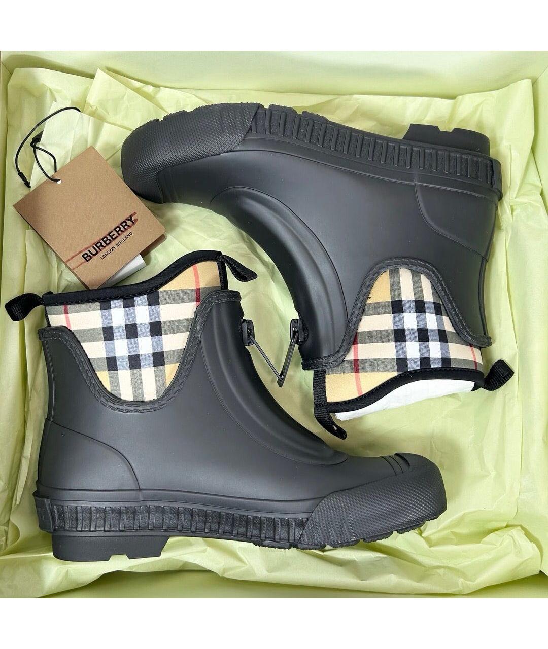 BURBERRY Черные резиновые ботинки, фото 5