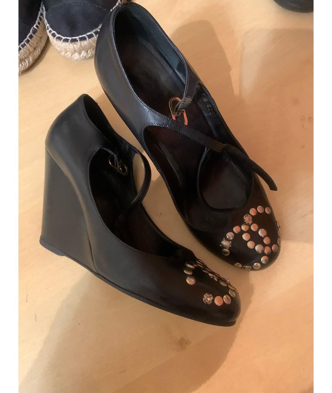 CHANEL Черные кожаные туфли, фото 5