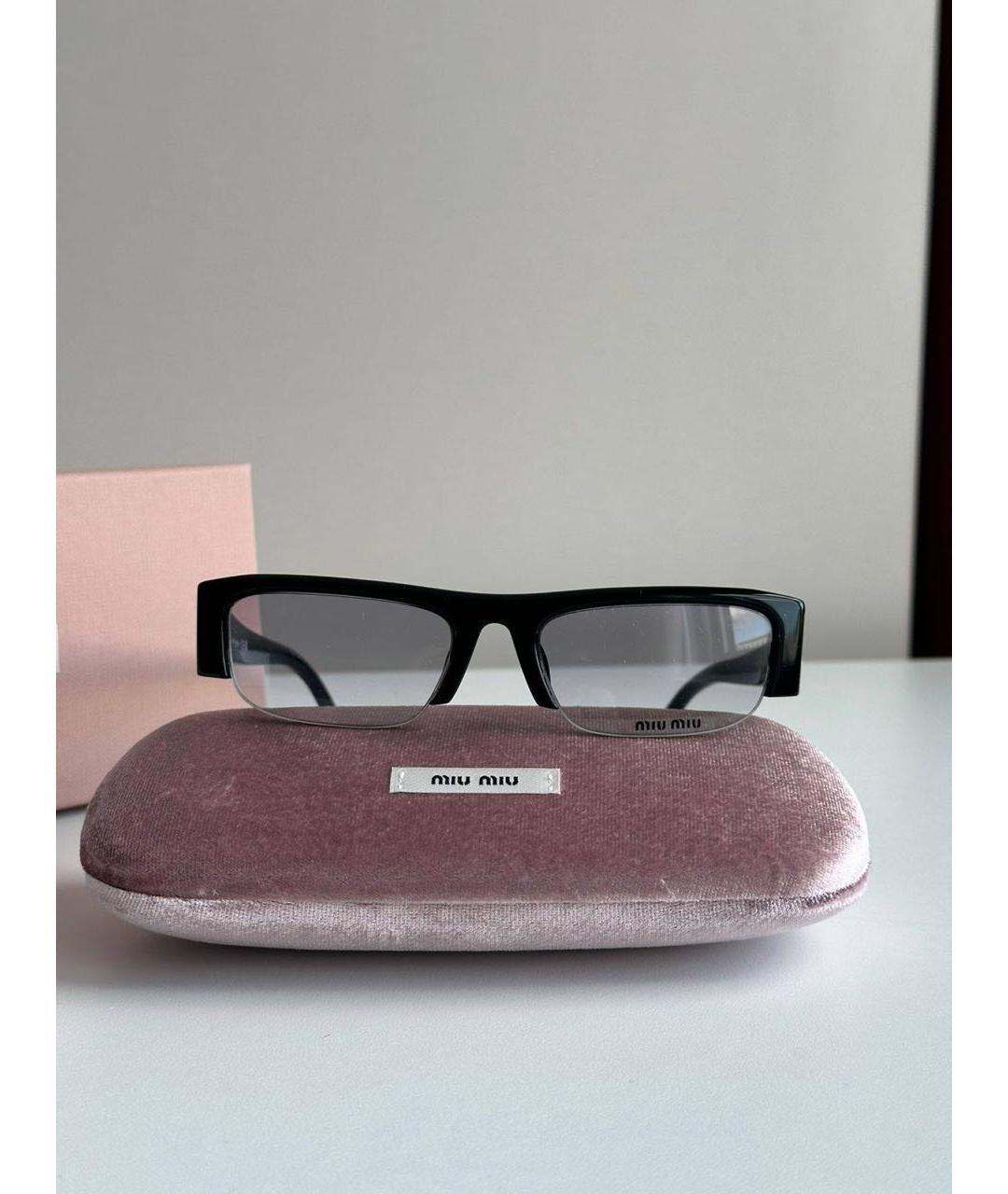 MIU MIU Черные пластиковые солнцезащитные очки, фото 5