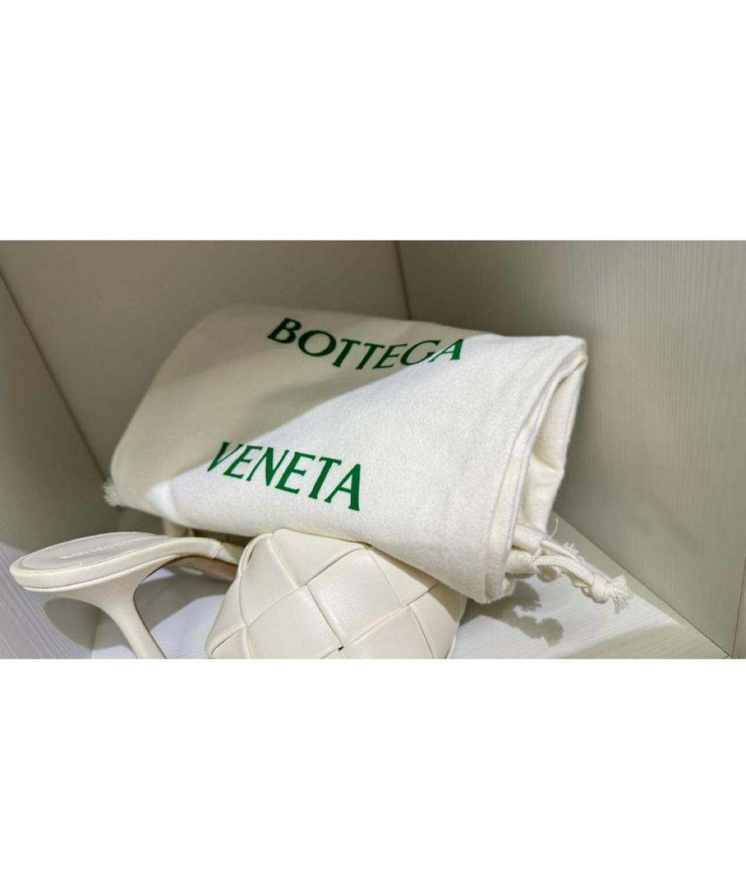 BOTTEGA VENETA Белые кожаные мюли, фото 4